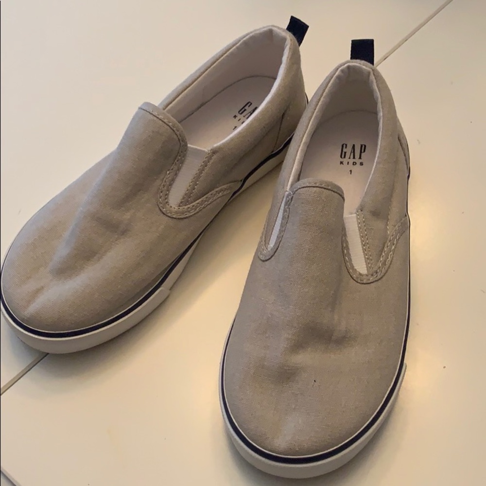 Boys shoe. Never worn. New without tags.